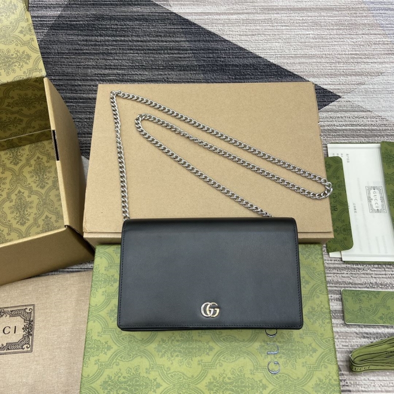G*u*i wallets & purse
